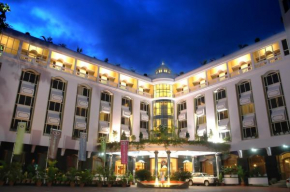 Отель Sandesh The Prince  Чамраджпура